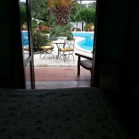Le Amazzoni فندق مبيت وإفطار 3*